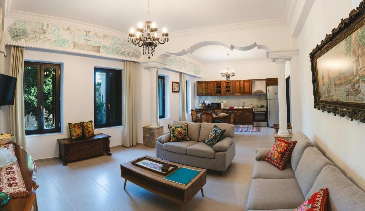 Anemoessa Mansion Apartment *